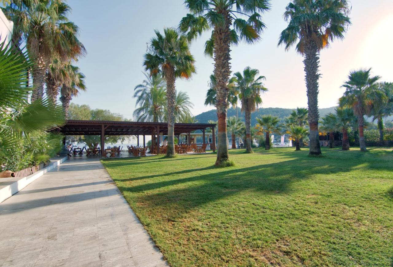 גולטורקבוקו Selvi Beach Hotel מראה חיצוני תמונה