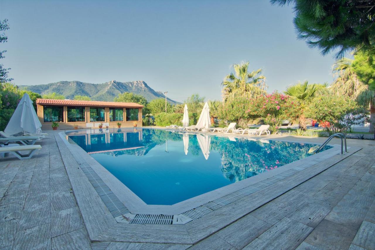 גולטורקבוקו Selvi Beach Hotel מראה חיצוני תמונה