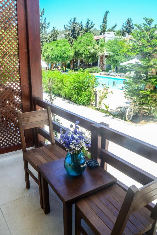 גולטורקבוקו Selvi Beach Hotel מראה חיצוני תמונה