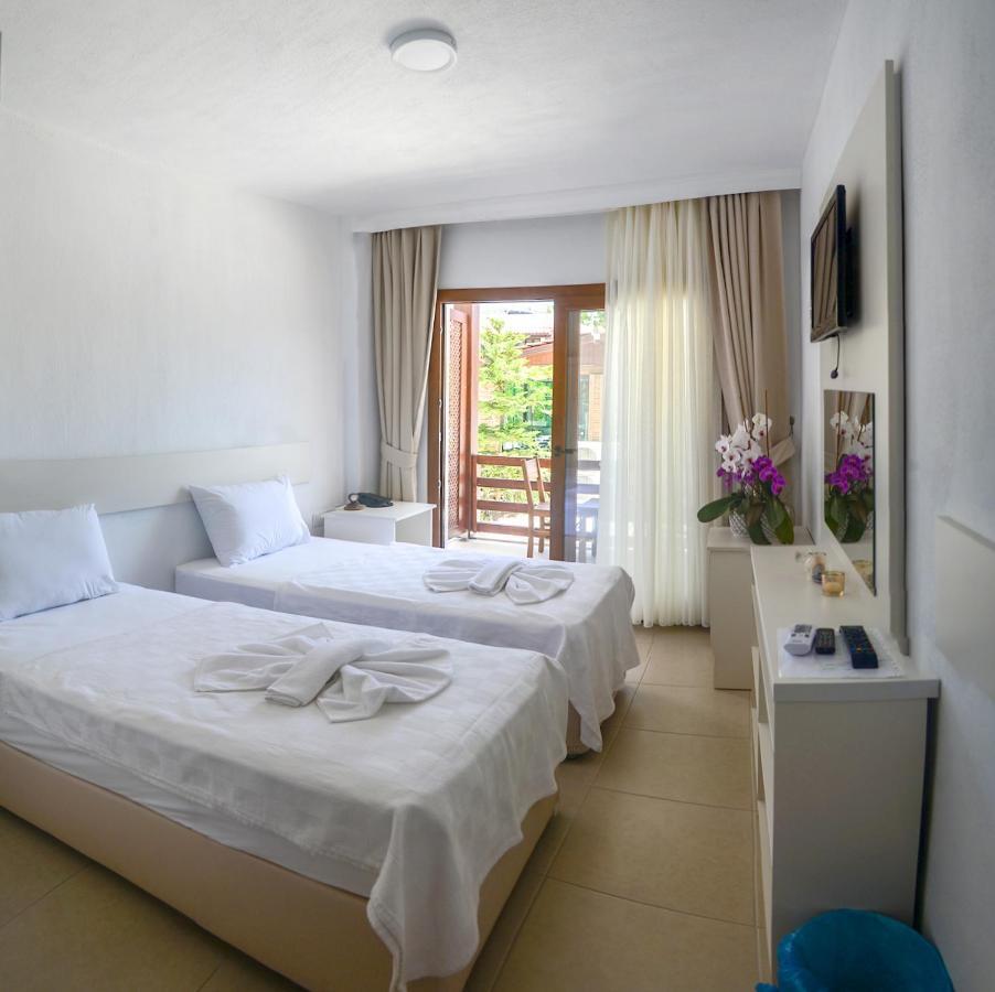 גולטורקבוקו Selvi Beach Hotel מראה חיצוני תמונה